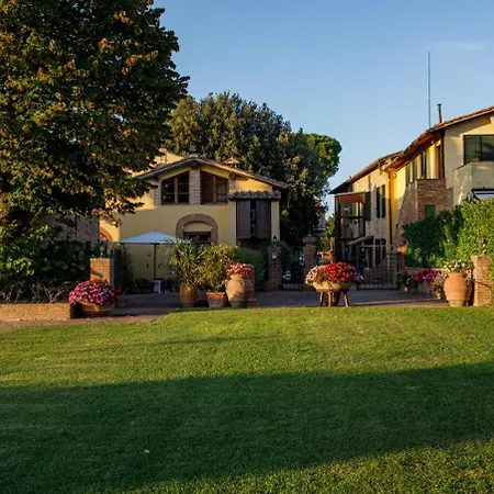 Borgo Villa Risi Siena Exterior photo